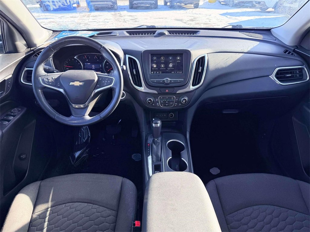 Used 2019 Chevrolet Equinox LT w/ Driver Convenience Package image 3