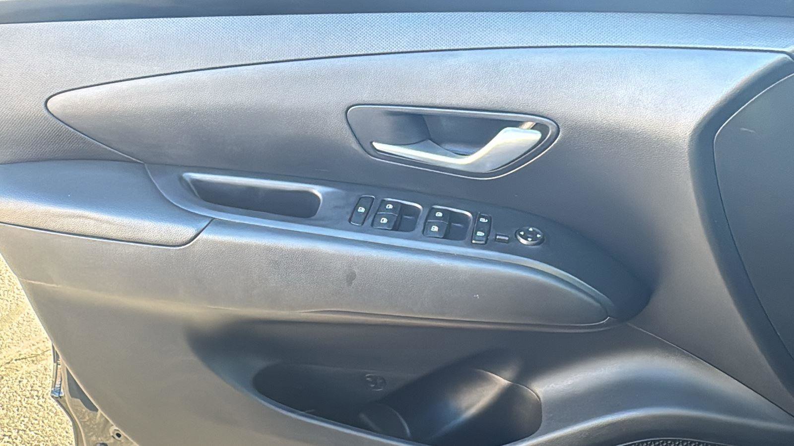 Used 2023 Hyundai Tucson SEL w/ Cargo Package image 8