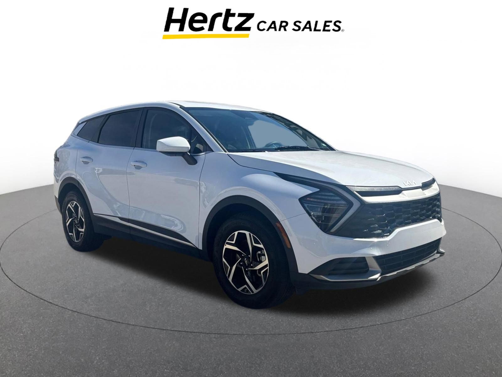 Used 2025 Kia Sportage LX image 1