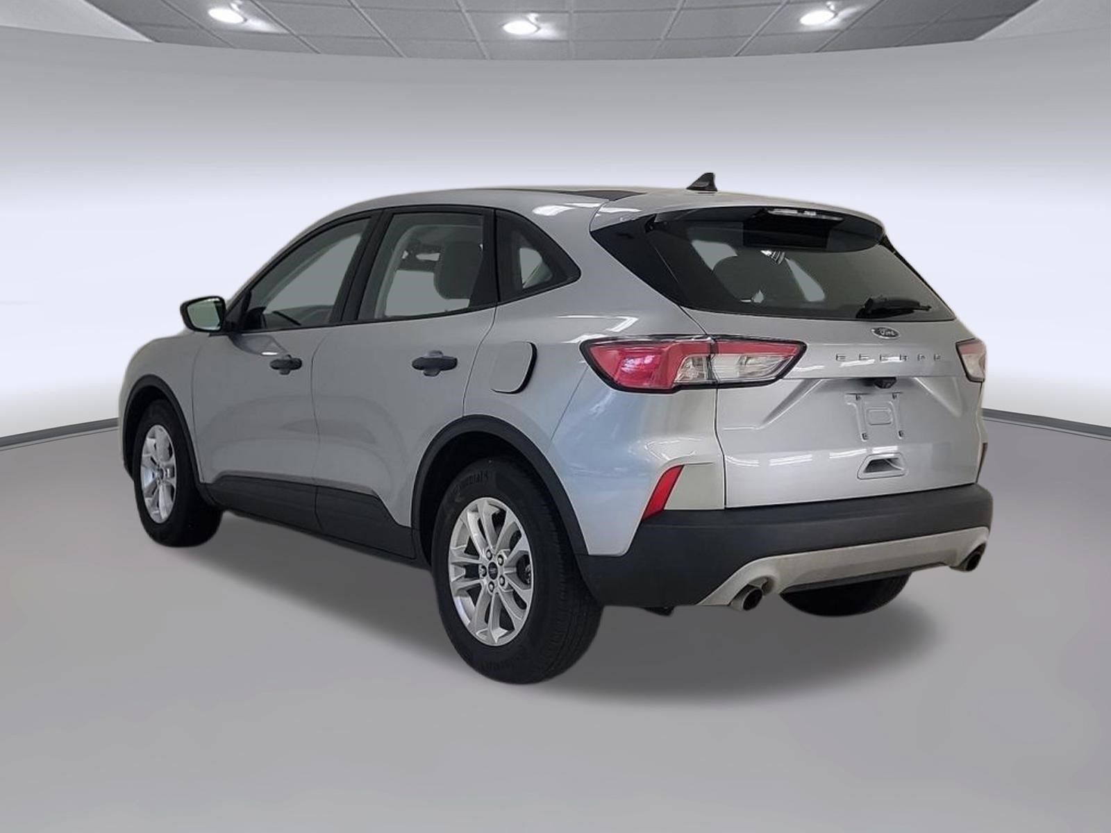 Used 2022 Ford Escape S FWD image 3