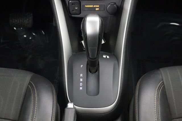 Used 2019 Chevrolet Trax LT w/ LT Convenience Package FWD image 28