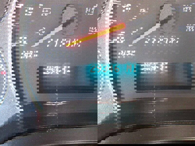 Used 2022 GMC Savana 2500 w/ Driver Convenience Package image 6