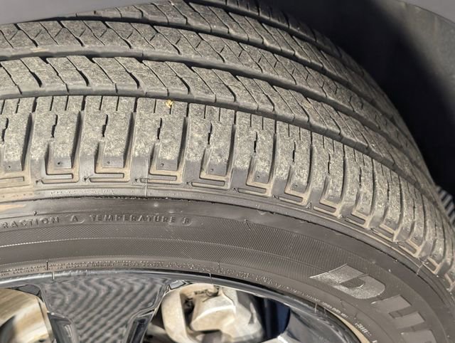 Used 2023 Jeep Grand Cherokee Altitude image 9