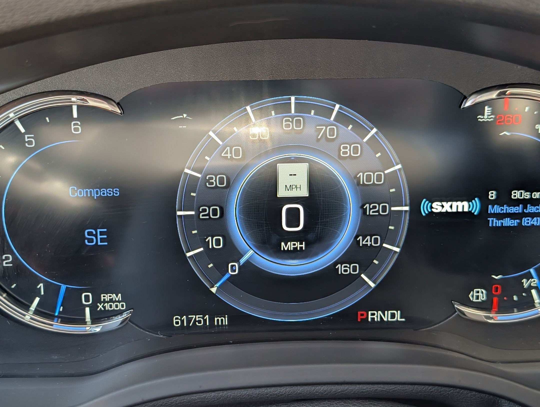 Used 2020 Cadillac Escalade Premium Luxury AWD/4WD image 15