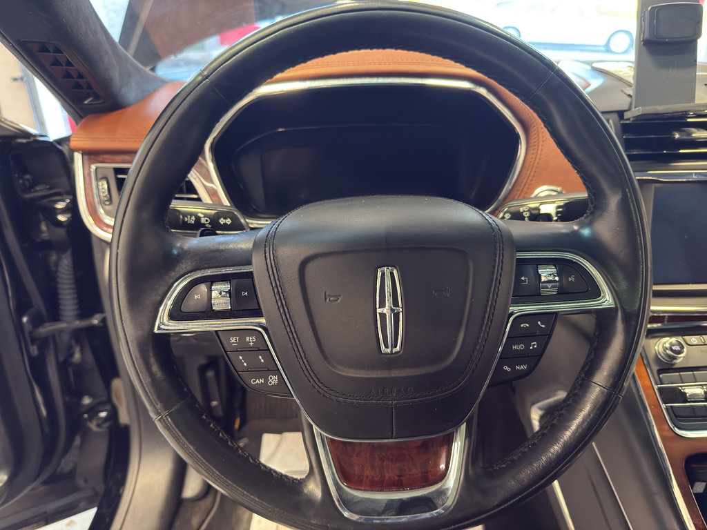 Used 2018 Lincoln Continental Black Label AWD/4WD image 18