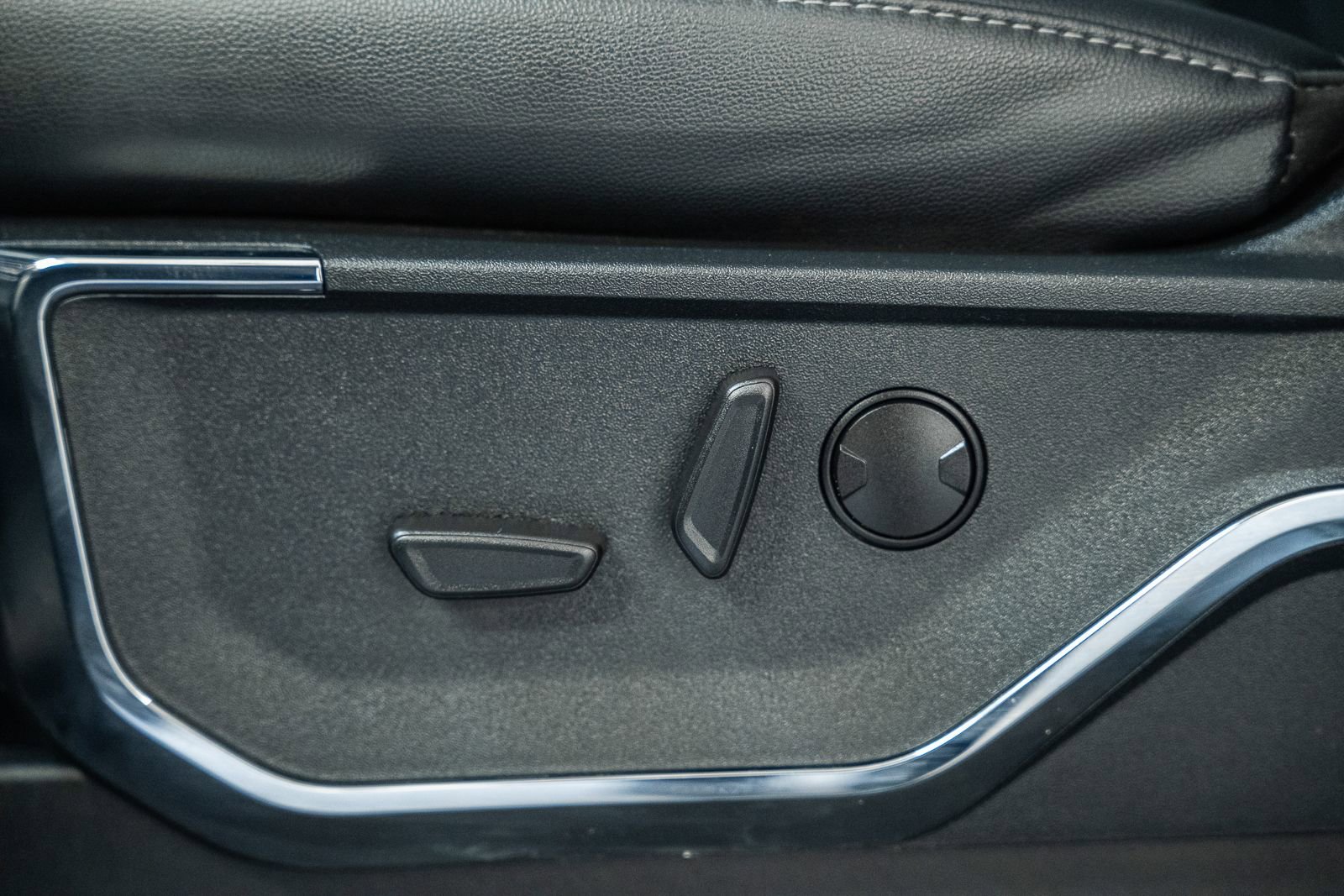 Certified 2024 Ford F150 Lariat AWD/4WD image 44