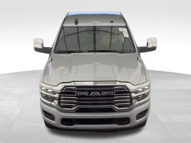 Used 2026 RAM 2500 Laramie AWD/4WD image 3