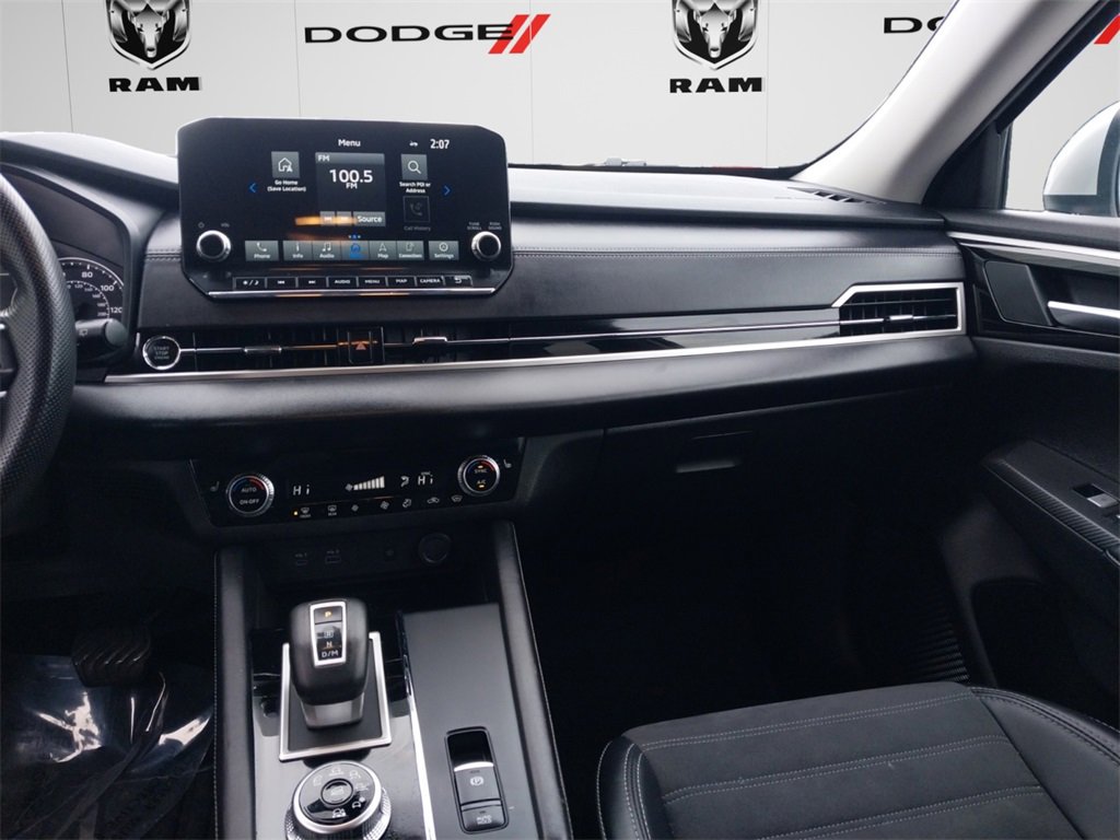 Used 2024 Mitsubishi Outlander SE image 9