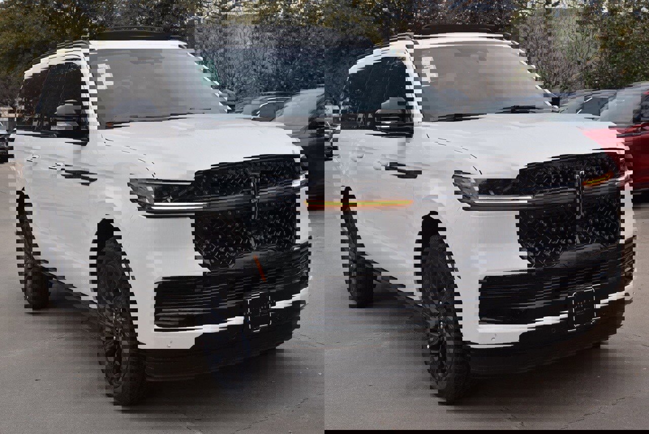 New 2025 Lincoln Navigator L Reserve w/ Jet Appearance Package image 10