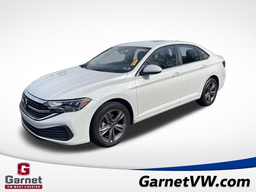 Used 2023 Volkswagen Jetta SE image 1