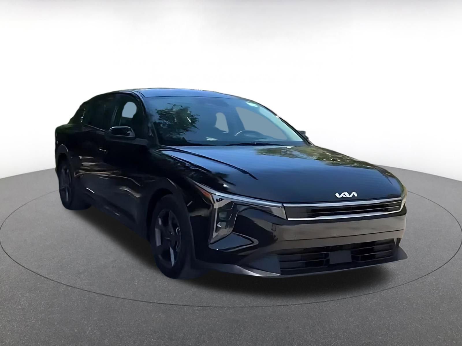 Used 2025 Kia K4 FWD video 2