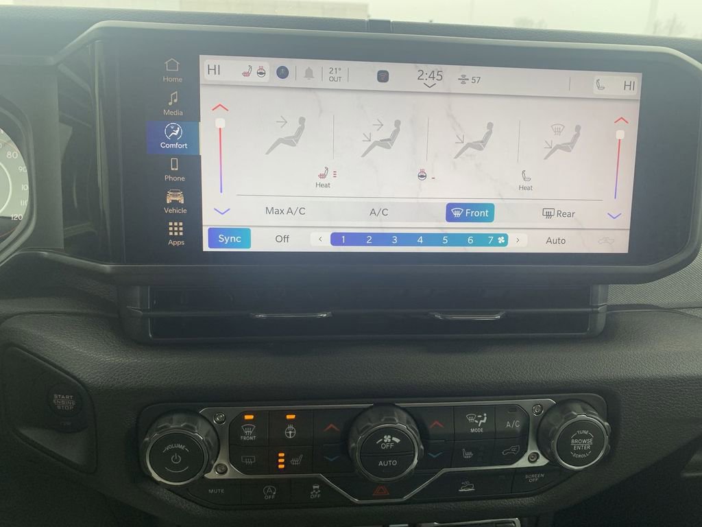 New 2026 Jeep Gladiator Sport AWD/4WD image 18