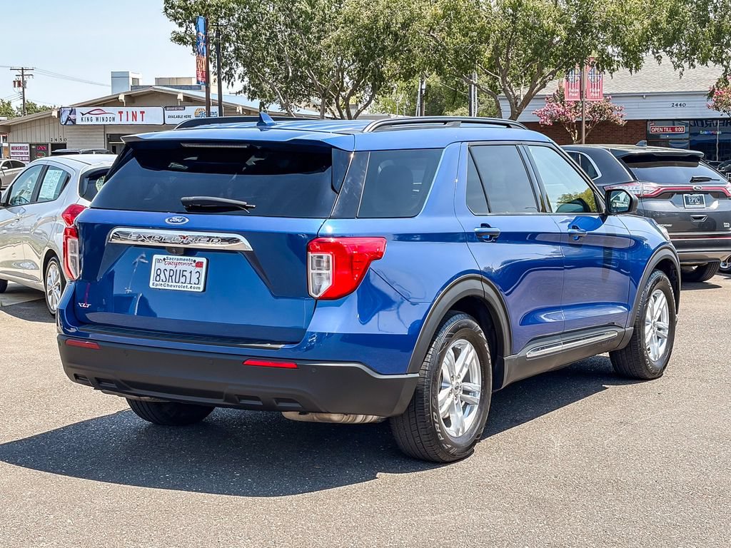 Used 2020 Ford Explorer XLT RWD image 4