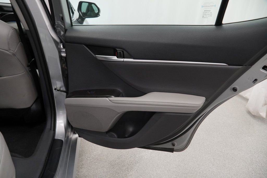 Used 2023 Toyota Camry XLE w/ Cold Weather Package image 43