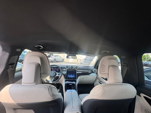 Used 2024 Mercedes-Benz GLC 300 4MATIC image 19