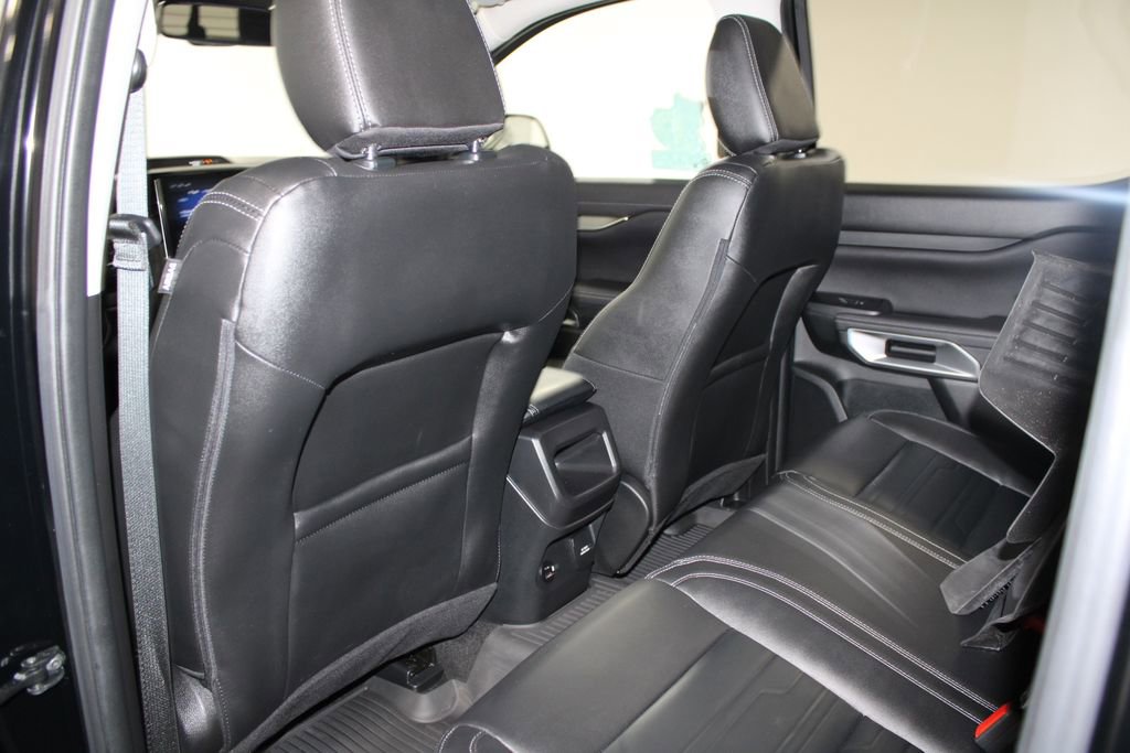 Used 2024 Ford Ranger Lariat w/ FX4 Off-Road Package image 27