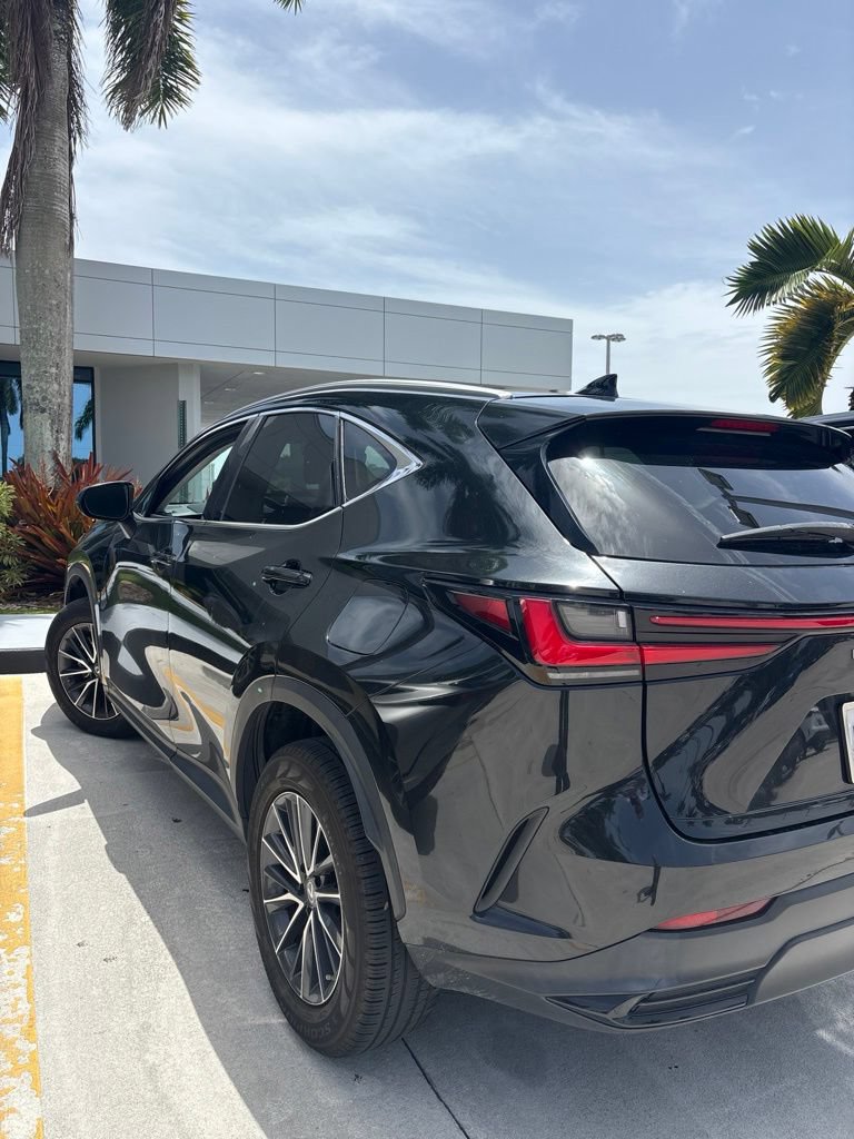 Used 2022 Lexus NX 250 FWD w/ Towing Package (2000 Lbs) image 7