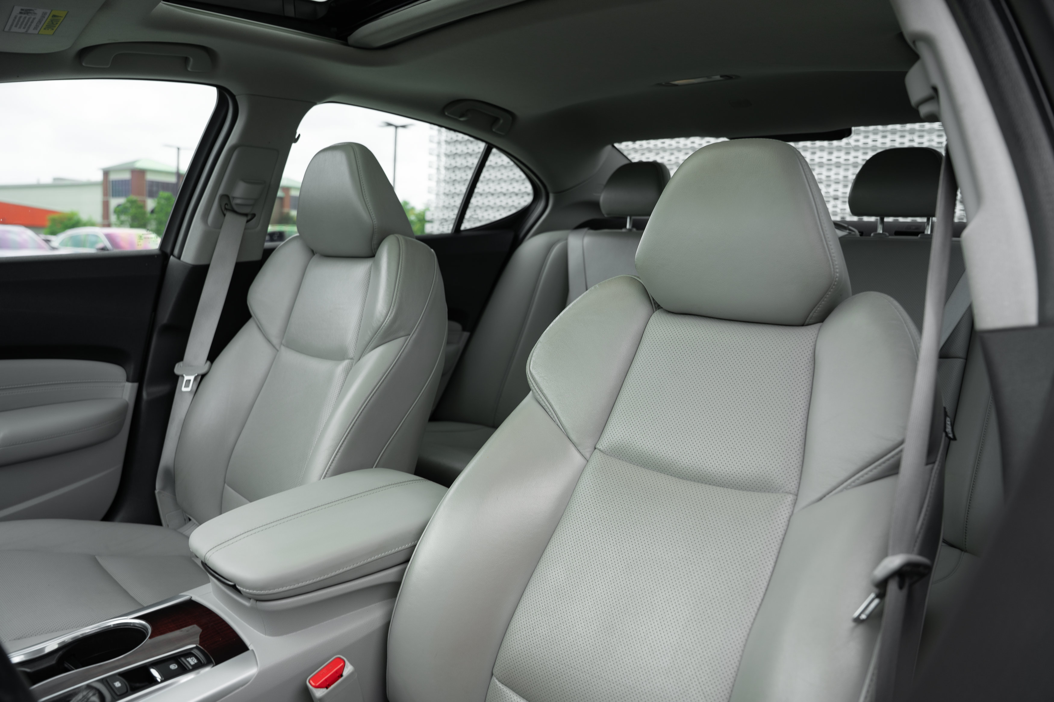 Used 2015 Acura TLX w/ Technology Package FWD image 22