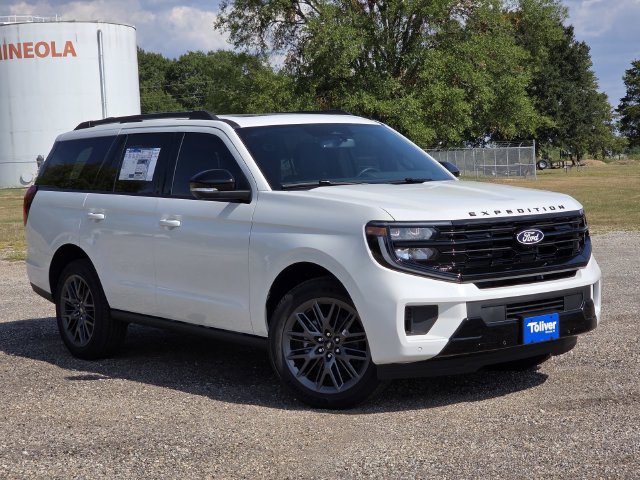 New 2027 Ford Expedition Platinum w/ Stealth Appearance Package AWD/4WD image 2
