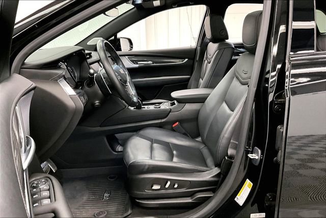 Used 2024 Cadillac XT5 Sportv w/ LPO, Floor Liner Package image 22