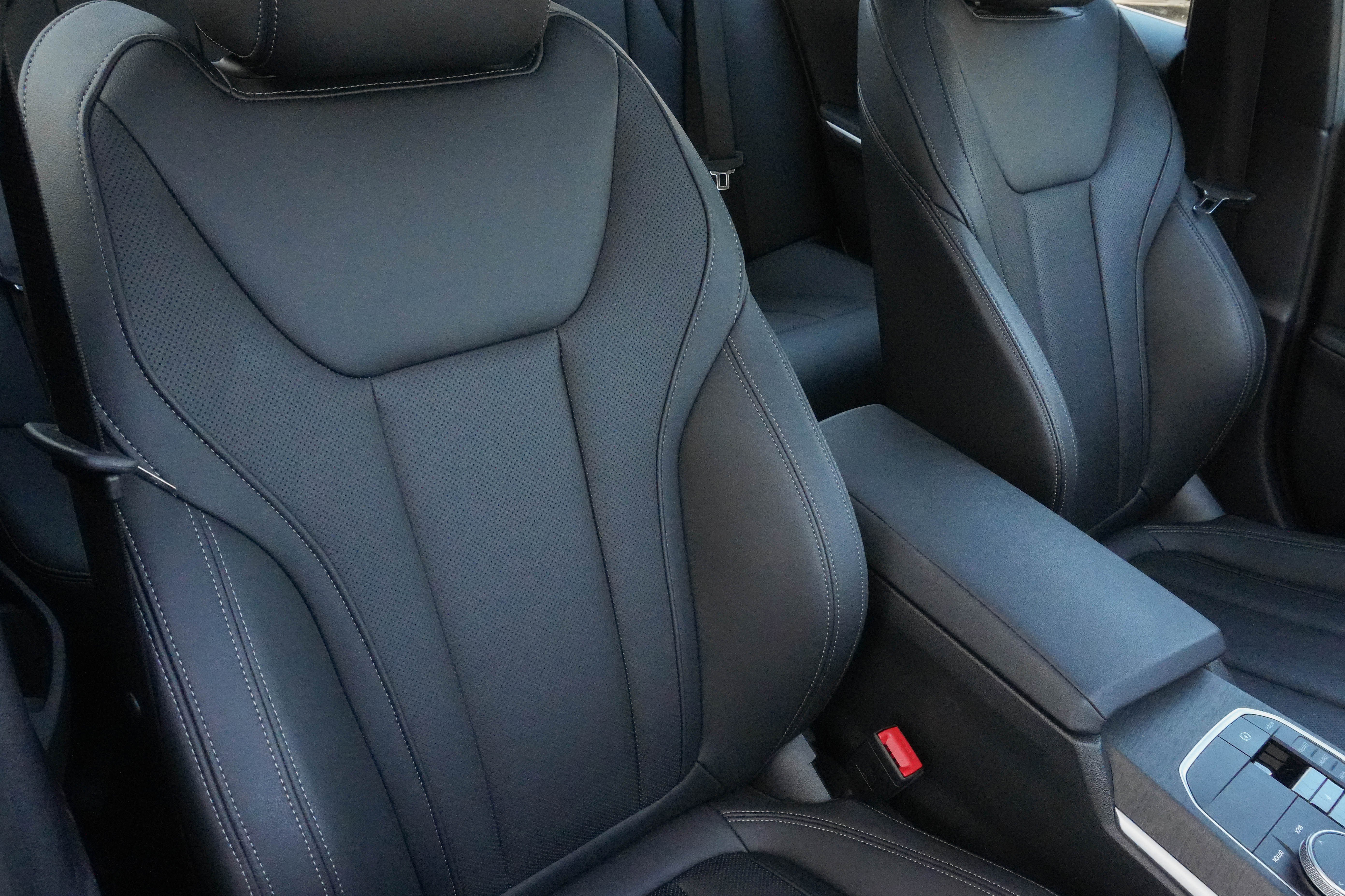 Certified 2024 BMW 330i xDrive Sedan w/ Premium Package image 12