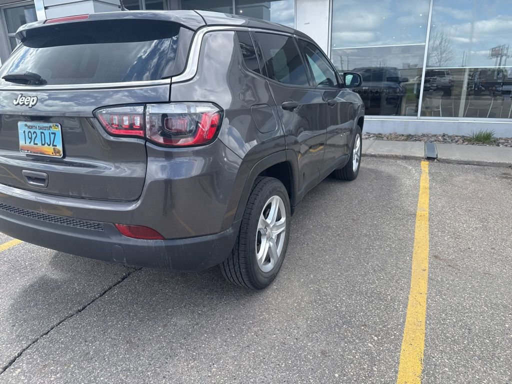 Used 2023 Jeep Compass Sport AWD/4WD image 7