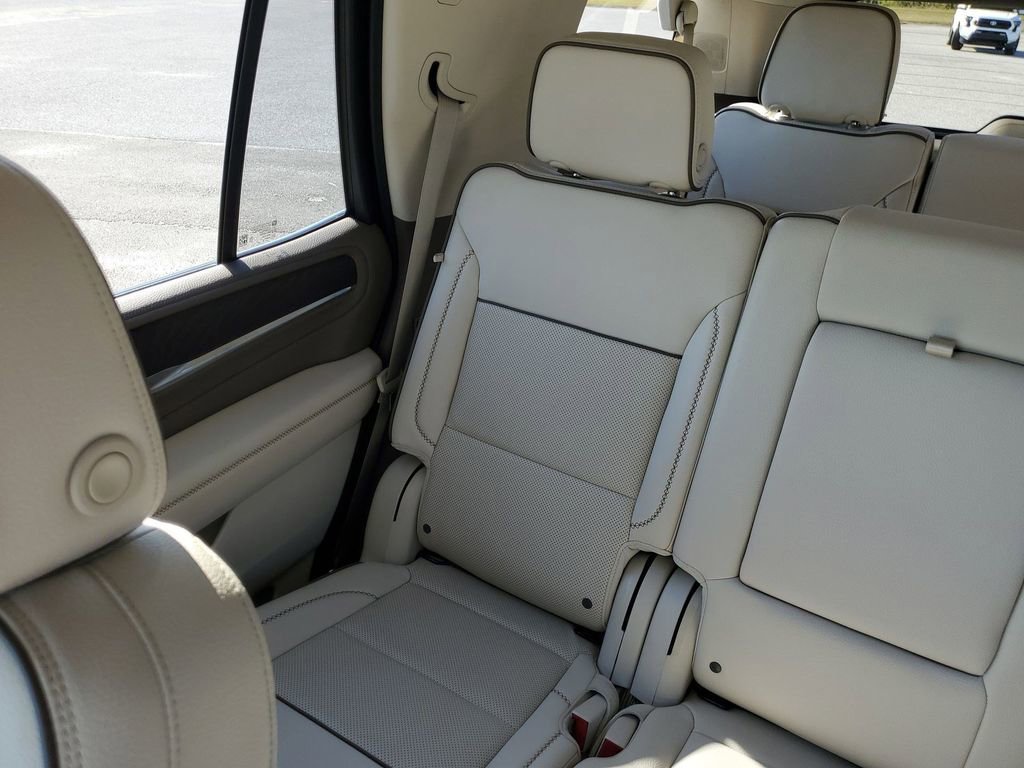 Used 2022 GMC Yukon Denali w/ Max Trailering Package image 14