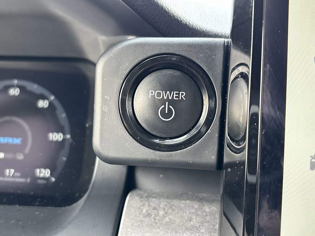 Used 2024 Toyota Tacoma Trailhunter image 17