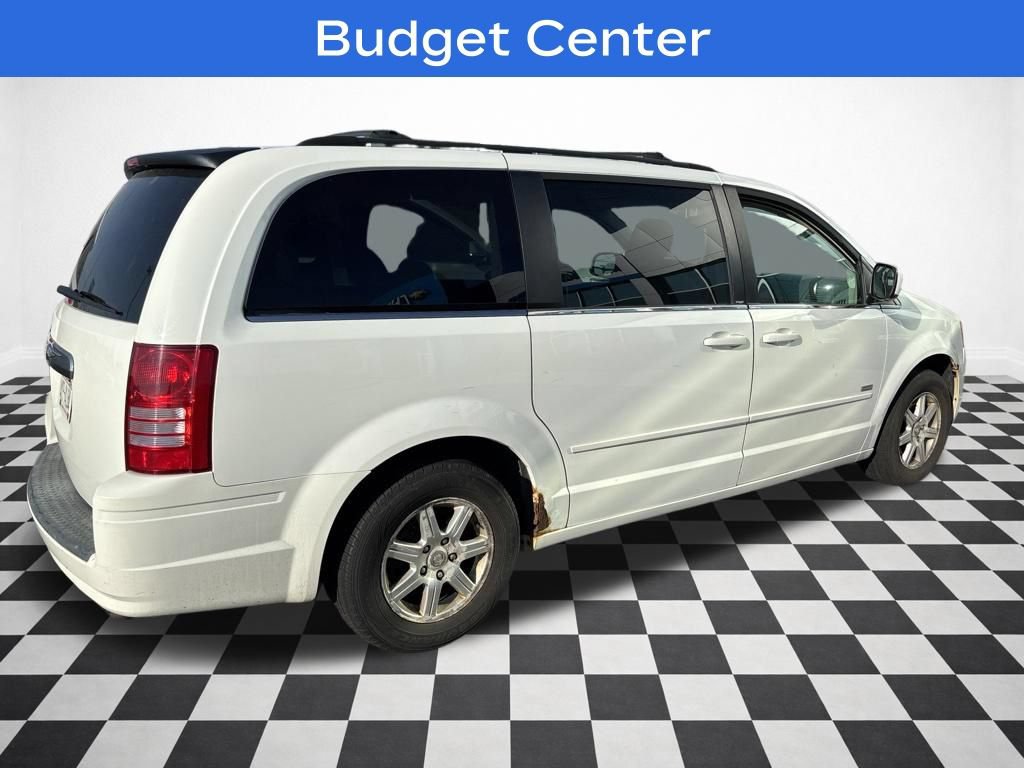 Used 2008 Chrysler Town & Country Touring FWD image 33