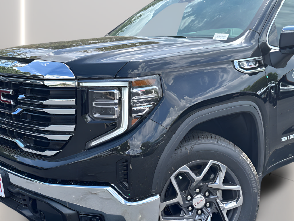 New 2026 GMC Sierra 1500 SLT w/ SLT Convenience Package RWD image 3