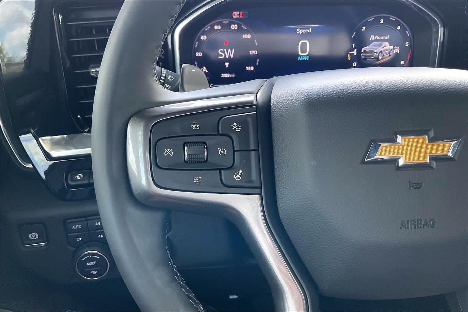 Used 2026 Chevrolet Silverado 1500 High Country w/ High Country Premium Package AWD/4WD image 35