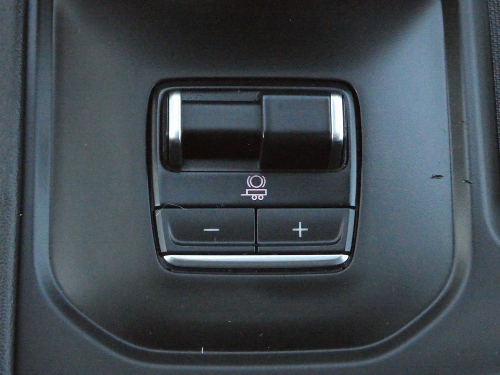 Used 2023 GMC Sierra 1500 Denali w/ Denali Reserve Package image 23