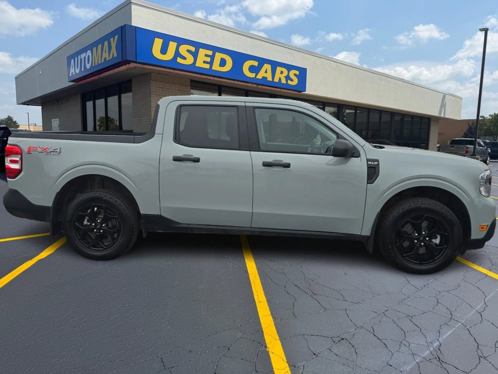 Used 2023 Ford Maverick XLT w/ Equipment Group 300A Standard image 2