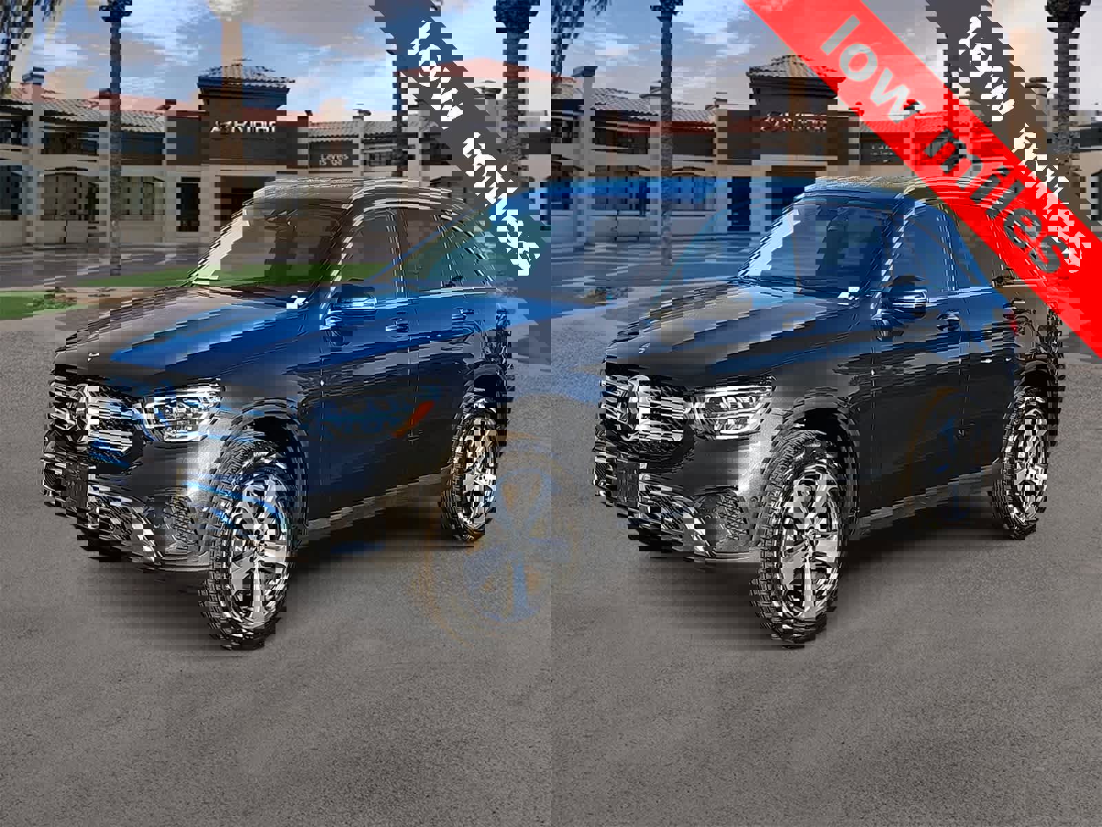 Used 2022 Mercedes-Benz GLC 300 image 4