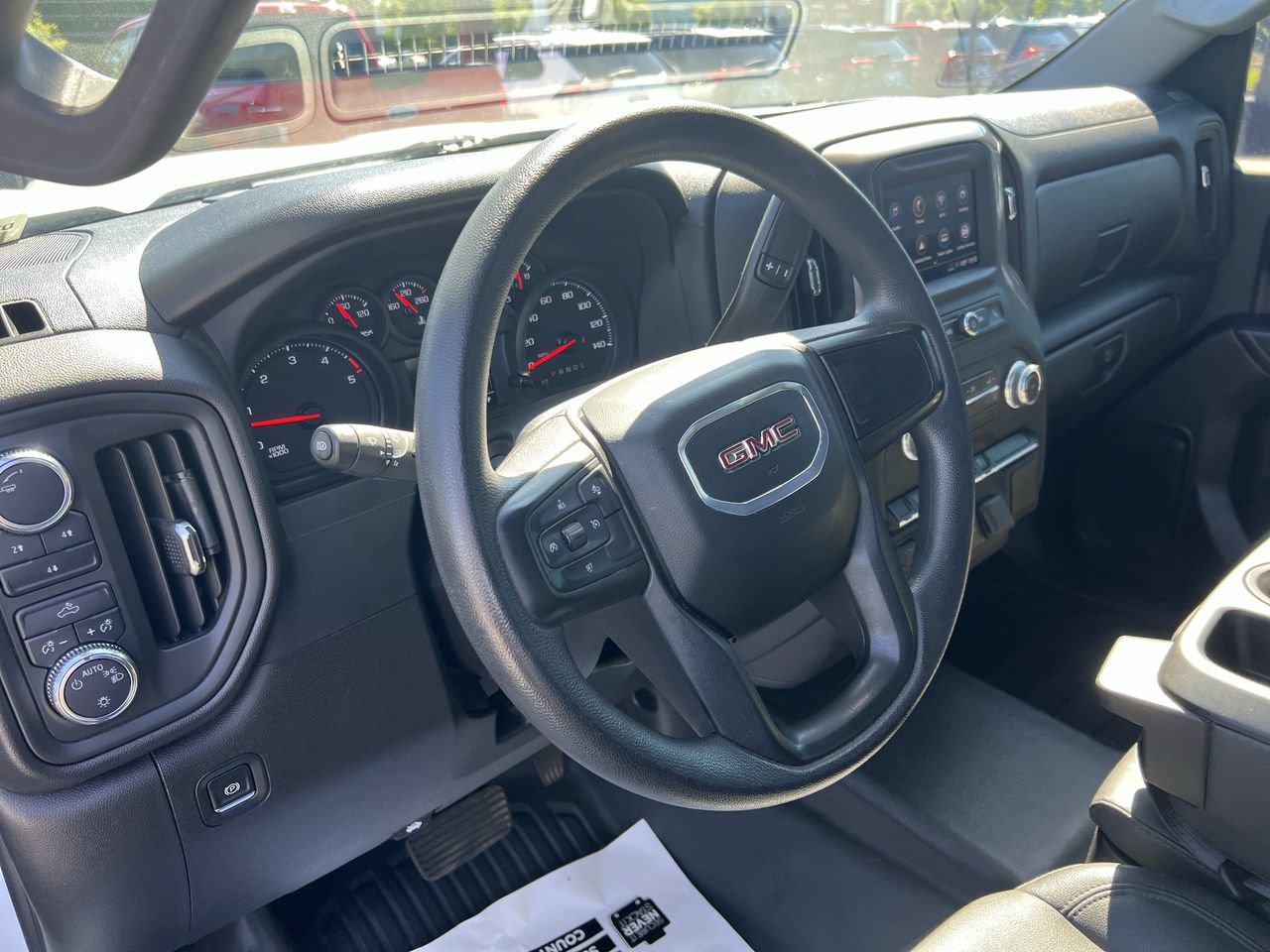 Used 2025 GMC Sierra 2500 Pro AWD/4WD image 18