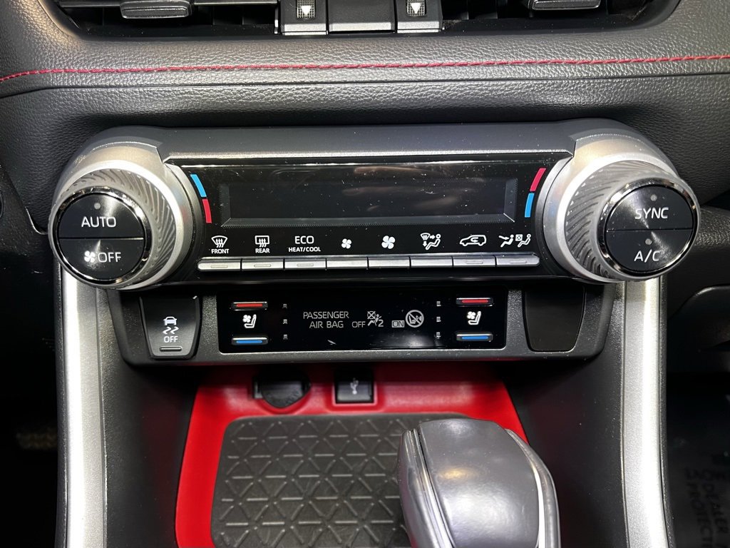 Used 2022 Toyota RAV4 TRD Off-Road image 28