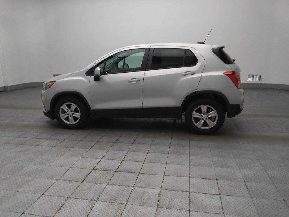 Used 2022 Chevrolet Trax LS w/ Tint and Cruise Package FWD image 3
