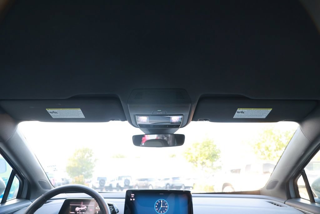 Used 2023 Volkswagen ID.4 Pro RWD image 32