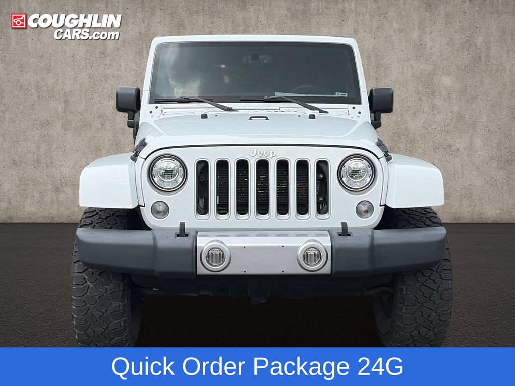 Used 2017 Jeep Wrangler Unlimited Sahara w/ Connectivity Group AWD/4WD image 3
