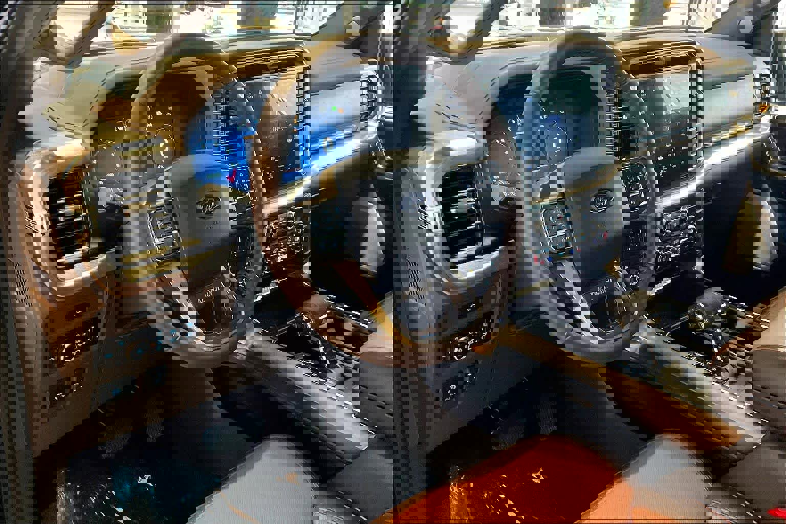 New 2026 Ford F150 King Ranch w/ Equipment Group 601A High image 7