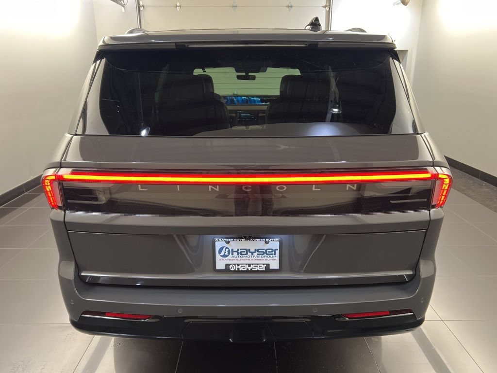 New 2025 Lincoln Navigator Black Label AWD/4WD image 5