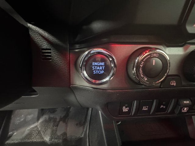 Used 2019 Toyota Tacoma TRD Pro w/ Desert Air Intake Package AWD/4WD image 20