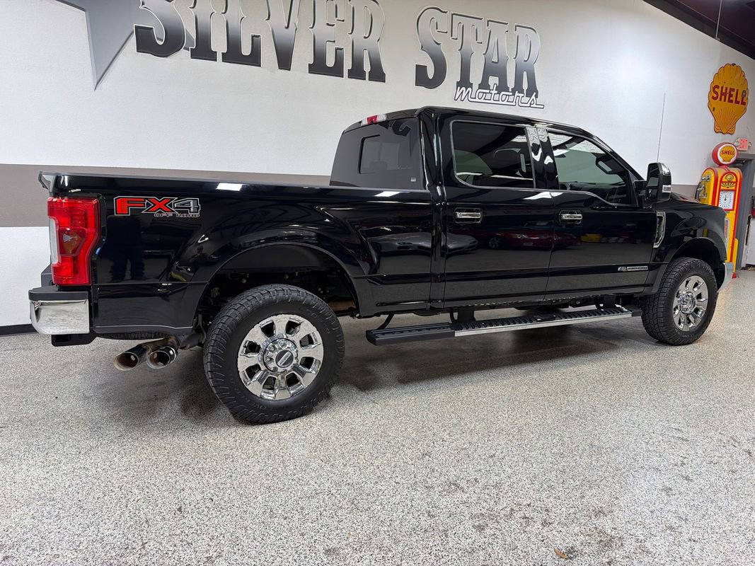 Used 2017 Ford F250 Lariat w/ Lariat Ultimate Package AWD/4WD image 35