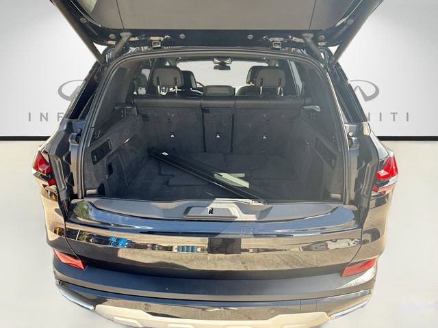 Used 2025 BMW X5 xDrive50e AWD/4WD image 26