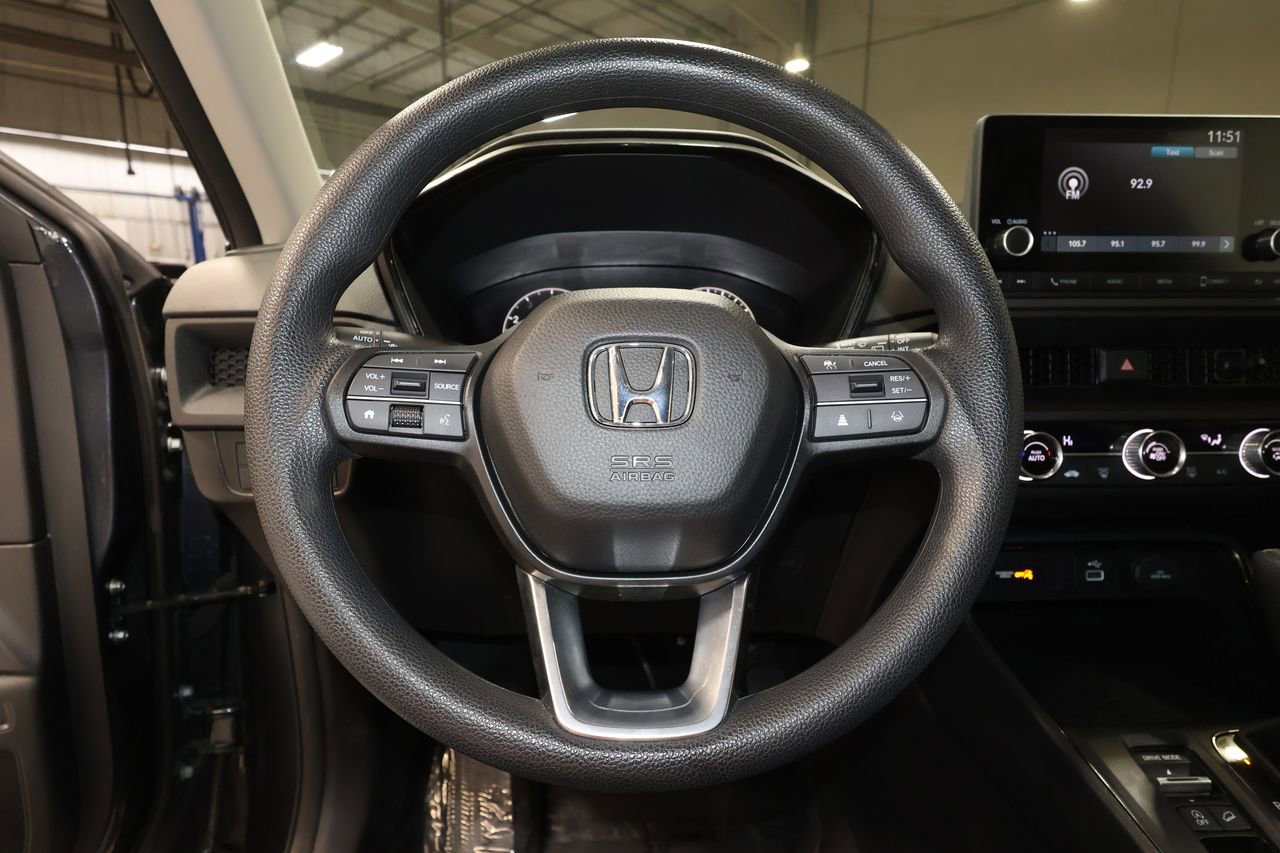 Used 2025 Honda CR-V LX image 10