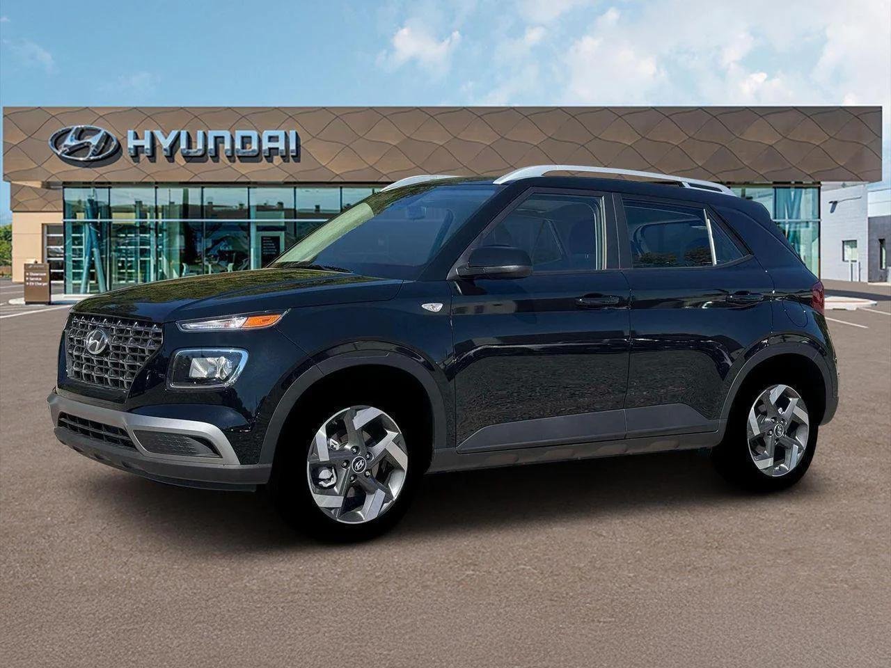 New 2026 Hyundai Venue SEL FWD image 2