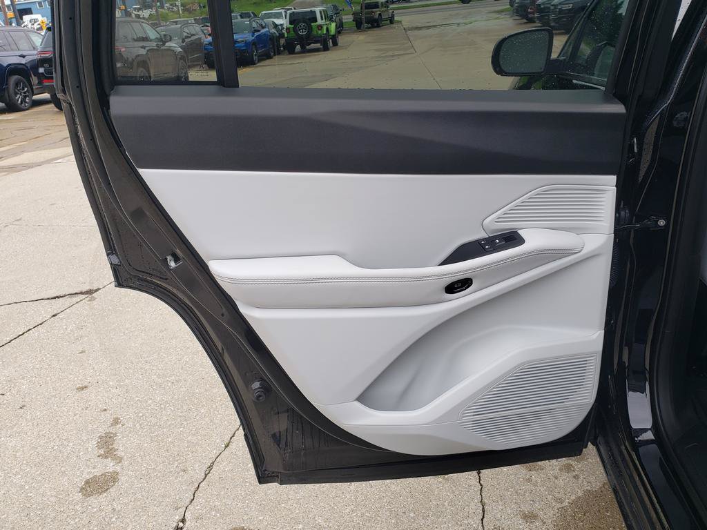New 2026 Jeep Cherokee Limited AWD/4WD image 15