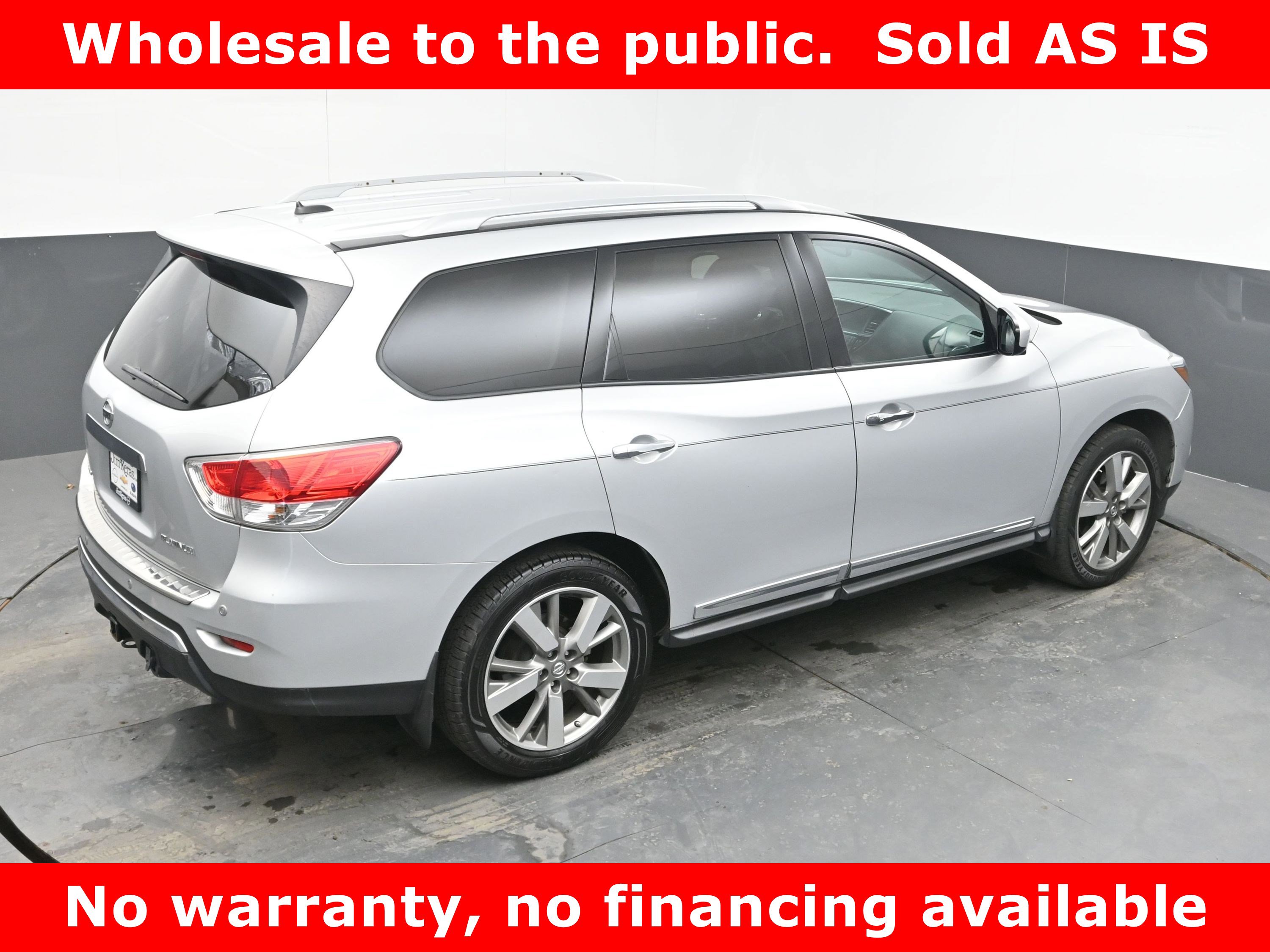 Used 2013 Nissan Pathfinder Platinum image 32