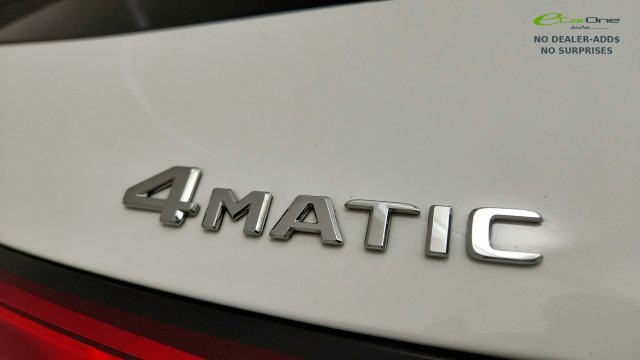 Used 2025 Mercedes-Benz GLC 350e 4MATIC image 35
