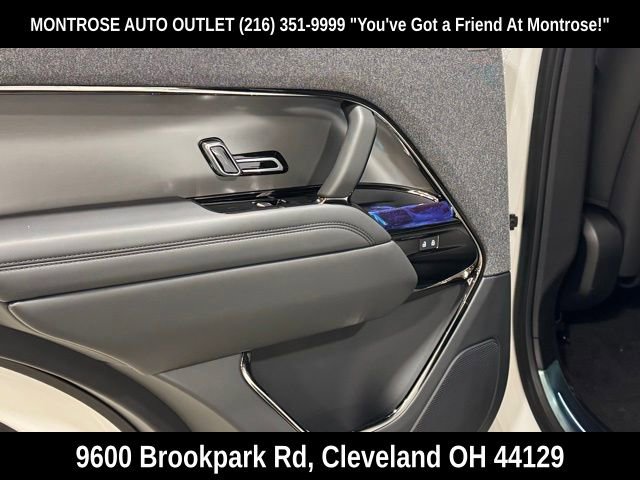 New 2025 Land Rover Range Rover Sport image 23